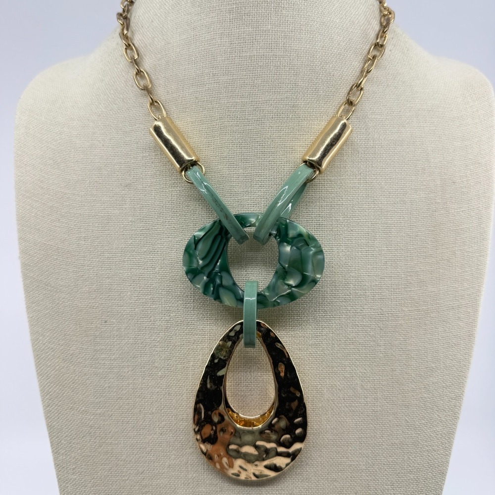 Statement Necklace Gold Tone Hammered Teardrop Green Marble Link Bib Festival